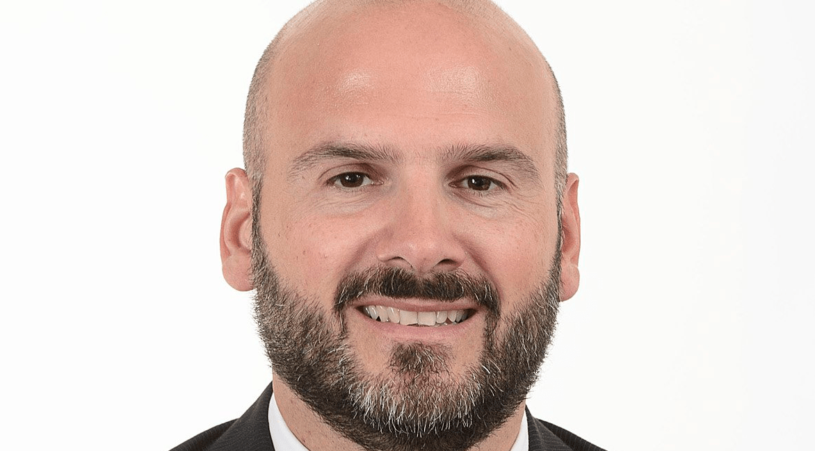 Il Segretario di Stato Stefano Canti contribuisce allo sviluppo del calcio a San Marino